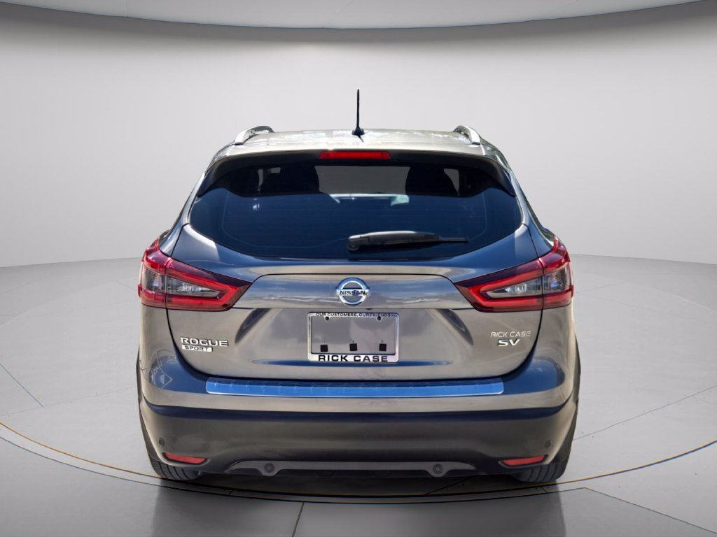 Used 2020 Nissan Rogue Sport SV FWD image 5