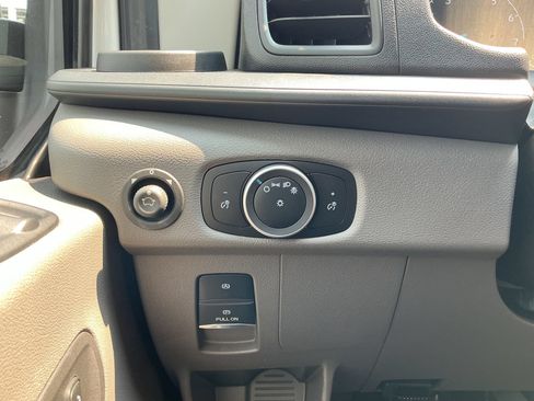 Used 2021 Ford Transit 350 XL RWD image 18