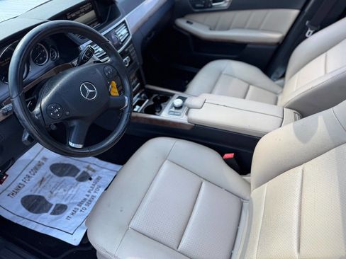 Used 2011 Mercedes-Benz E 350 BlueTEC Sedan image 10