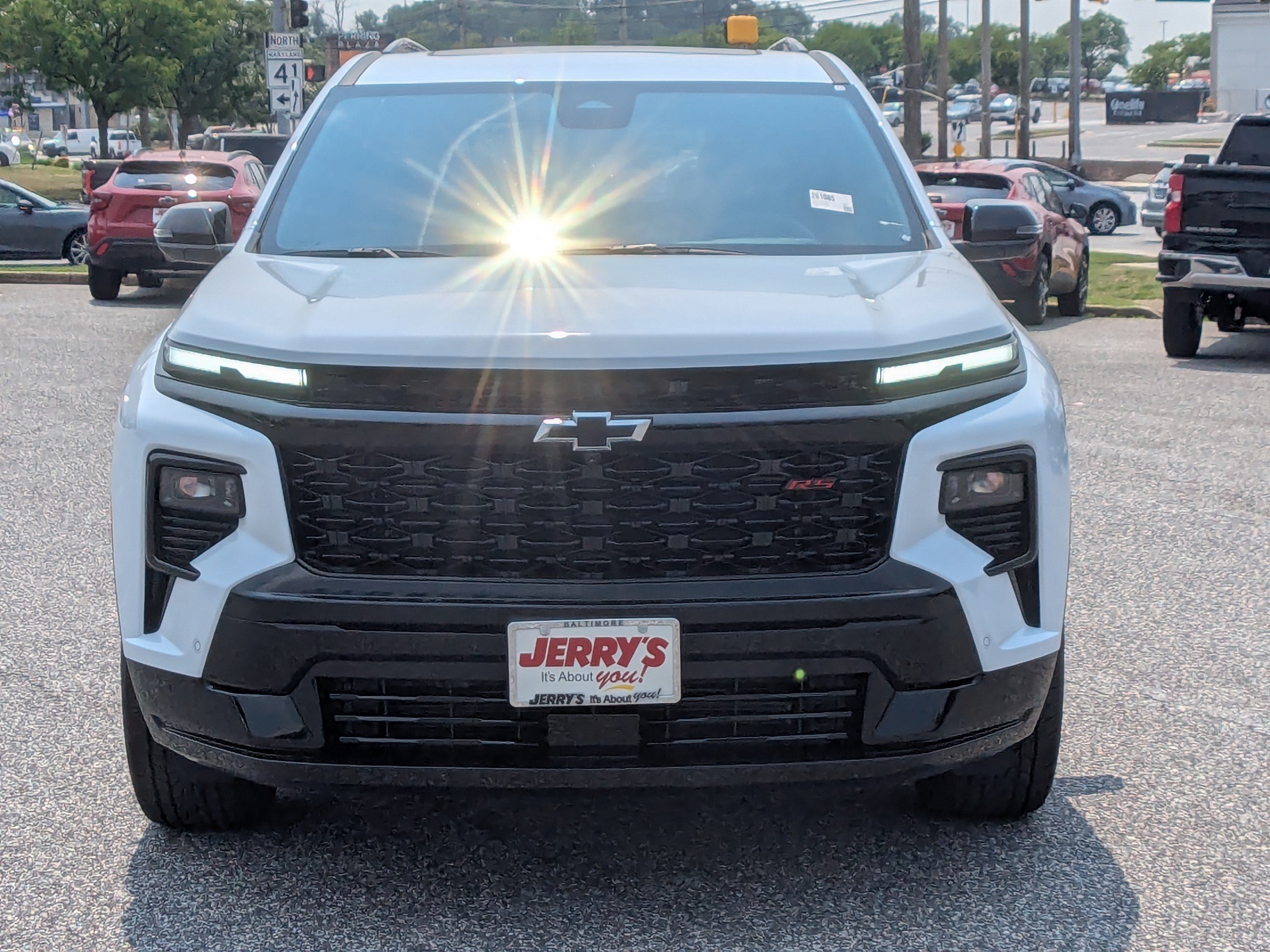 New 2026 Chevrolet Traverse RS FWD image 2