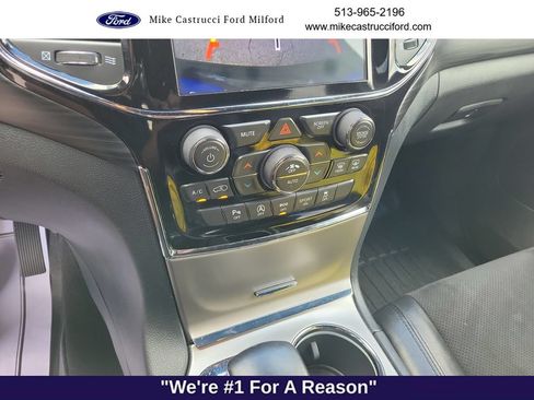 Used 2020 Jeep Grand Cherokee Altitude AWD/4WD image 19