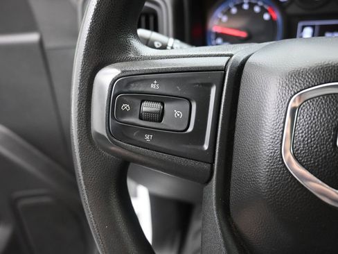 Used 2022 GMC Sierra 2500 Pro w/ Convenience Package image 6