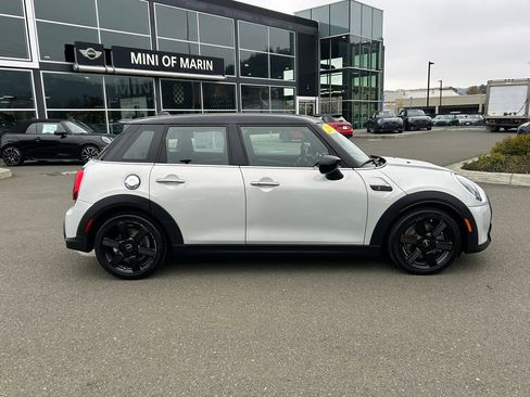 Used 2023 MINI Cooper S image 6