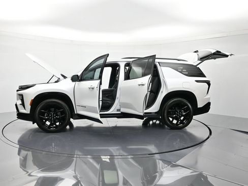 Certified 2024 Chevrolet Traverse RS w/ LPO, Floor Liner Package image 50