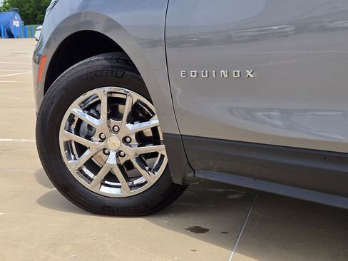 Used 2024 Chevrolet Equinox LS w/ LS Convenience Package FWD image 30