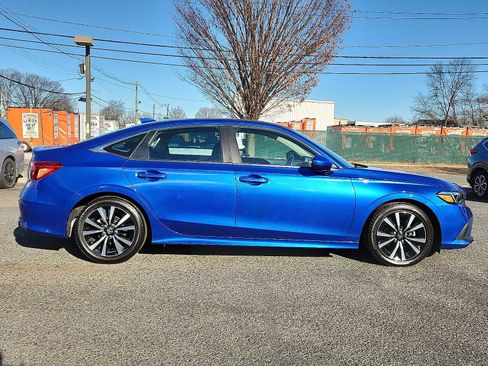 Certified 2022 Honda Civic EX image 7