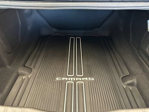 Used 2016 Chevrolet Camaro SS RWD image 16
