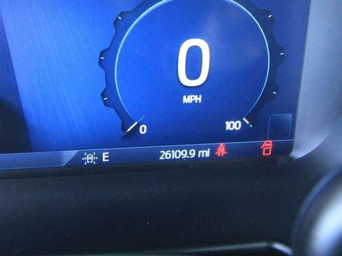 Used 2024 Ford F350 Platinum image 25