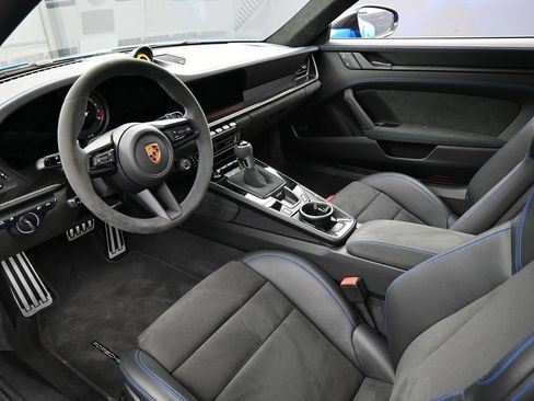 Certified 2022 Porsche 911 GT3 RWD image 4
