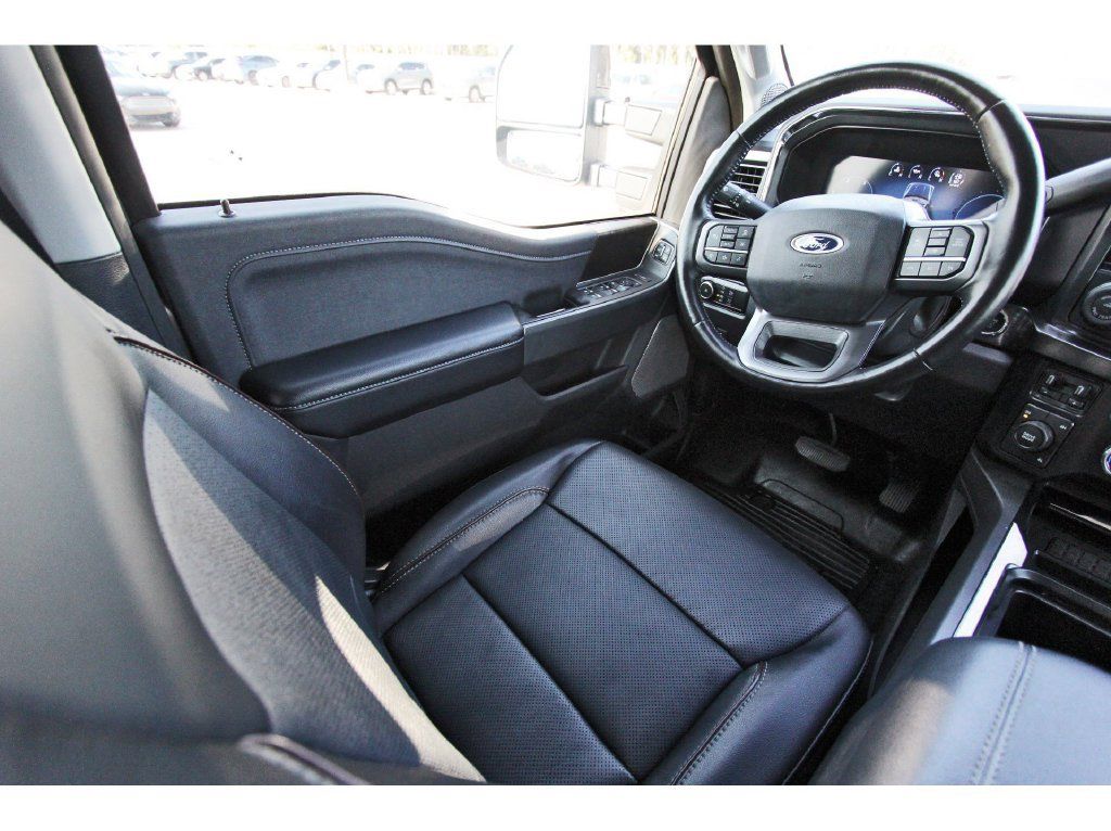 Used 2023 Ford F350 Lariat w/ Tow Technology Package AWD/4WD image 11