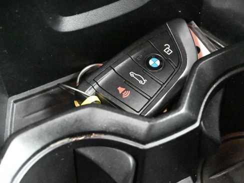 Used 2018 BMW X1 xDrive28i image 16