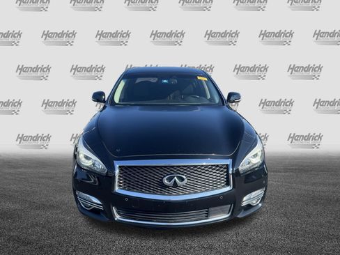 Used 2017 INFINITI Q70 L 3.7 w/ Deluxe Touring Package RWD image 3