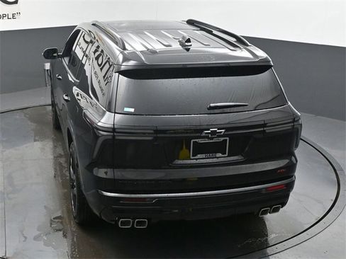 New 2026 Chevrolet Traverse RS w/ LPO, Floor Liner Package image 36