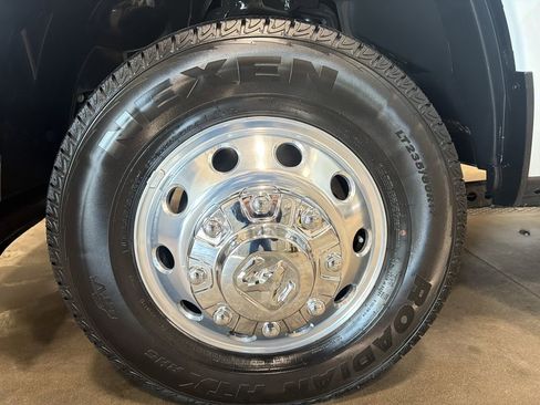 Used 2026 RAM 3500 Big Horn AWD/4WD image 20