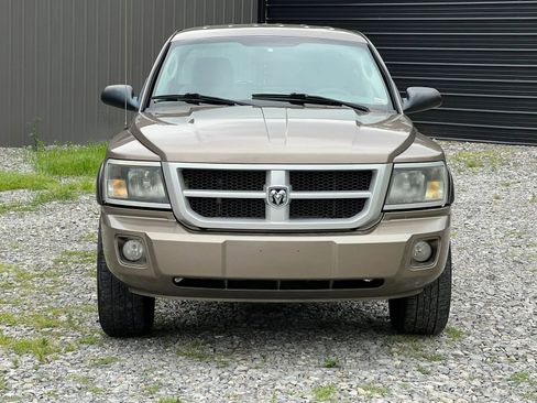 Used 2010 Dodge Dakota Big Horn w/ Premium Sound Group AWD/4WD image 3