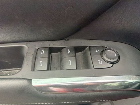 Used 2025 Chevrolet Traverse LT w/ Driver Confidence Package image 21