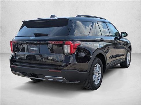 New 2026 Ford Explorer Active w/ Active Comfort Package image 8