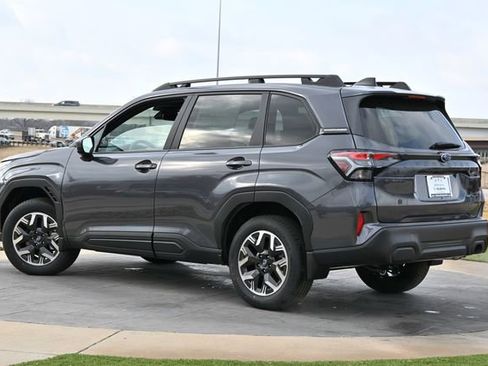 New 2026 Subaru Forester Premium image 5