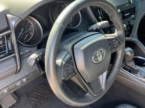 Used 2024 Toyota Camry SE FWD image 6