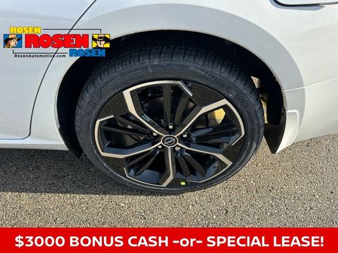 New 2025 Nissan Altima 2.5 SR image 34