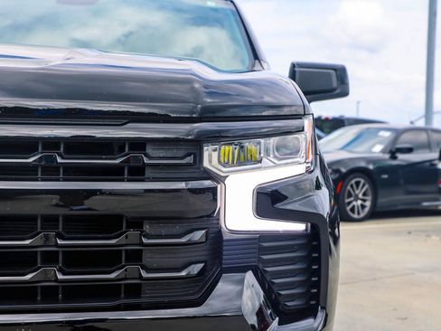 Used 2025 Chevrolet Silverado 1500 RST w/ Convenience Package II AWD/4WD image 5