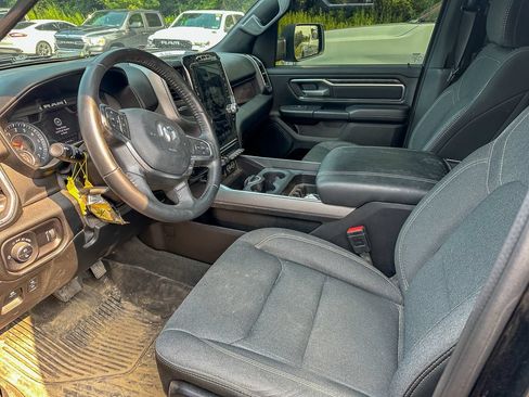 Used 2024 RAM 1500 Big Horn AWD/4WD image 7