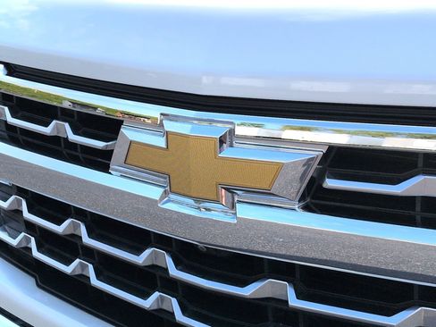 Certified 2023 Chevrolet Silverado 1500 LTZ w/ LTZ Convenience Package II AWD/4WD image 31