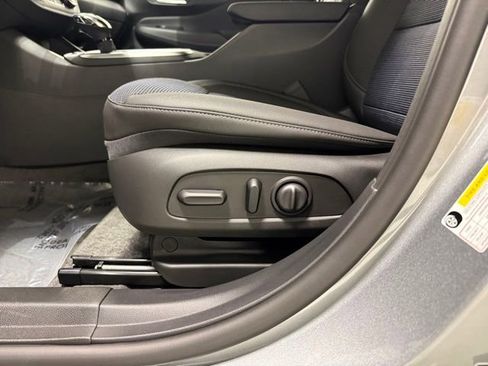 New 2026 Buick Envista Preferred w/ Convenience I Package image 12