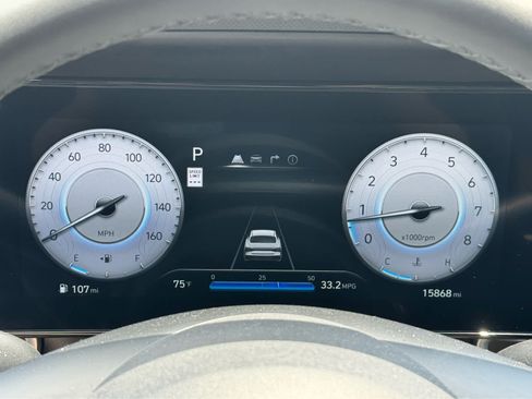 Used 2025 Hyundai Elantra SEL FWD image 23