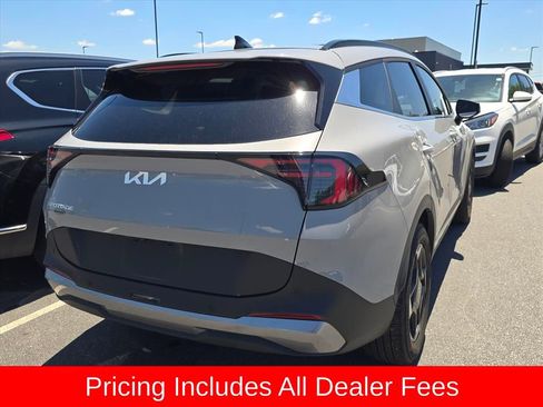 Used 2026 Kia Sportage EX w/ EX Panorama Roof Package FWD image 8