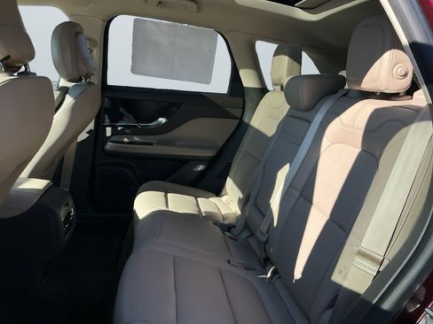 Used 2020 Lincoln Corsair FWD w/ Premium Package image 14