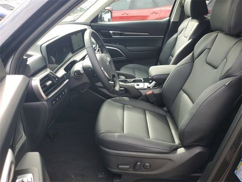 New 2025 Kia Telluride S image 23
