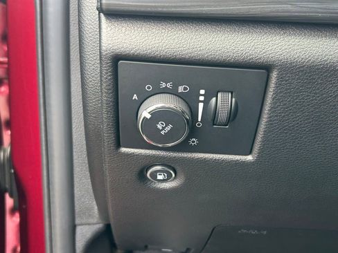 Used 2021 Jeep Grand Cherokee Laredo X AWD/4WD image 15