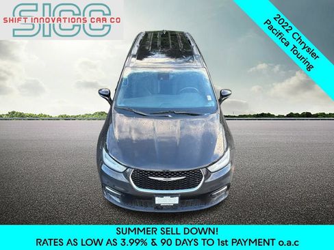 Used 2022 Chrysler Pacifica Touring FWD image 9