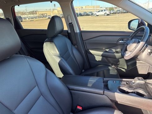 Certified 2023 Nissan Rogue SV w/ SV Premium Package image 12