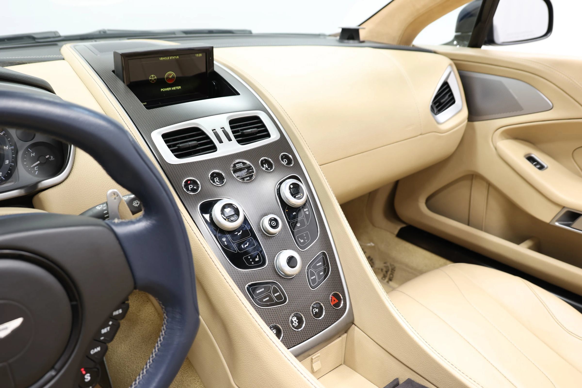 Used 2016 Aston Martin Vanquish Volante RWD image 26