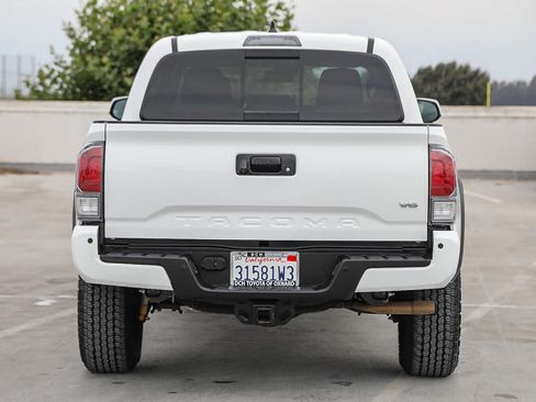 Certified 2023 Toyota Tacoma TRD Off-Road w/ Advanced Technology Package AWD/4WD image 7