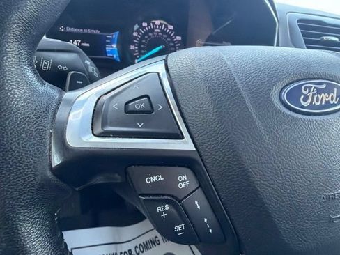 Used 2020 Ford Fusion Titanium AWD/4WD image 29