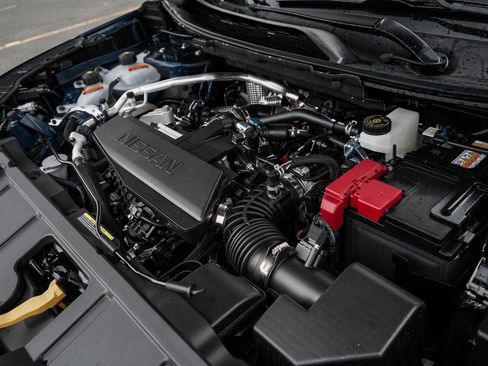 New 2026 Nissan Rogue Platinum image 7