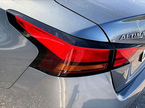 Used 2023 Nissan Altima 2.5 S image 30