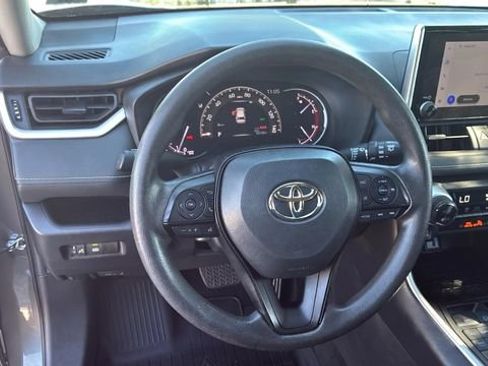 Used 2024 Toyota RAV4 XLE AWD/4WD image 20