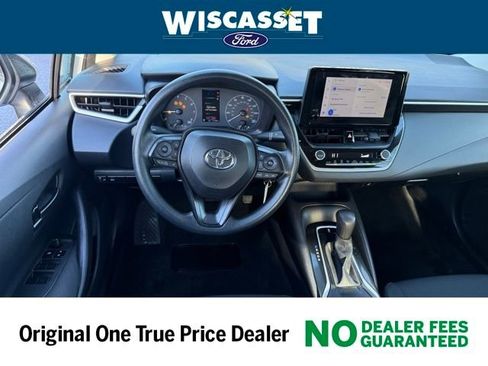 Used 2024 Toyota Corolla LE image 7