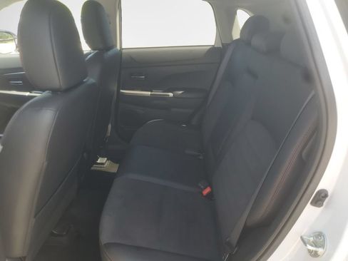 Used 2025 Mitsubishi Outlander Sport SE AWD/4WD image 24
