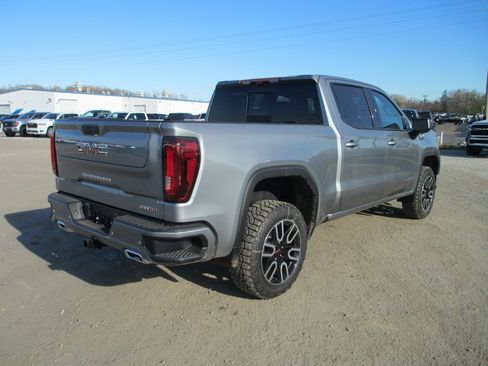 New 2026 GMC Sierra 1500 AT4 w/ AT4 Premium Package image 5