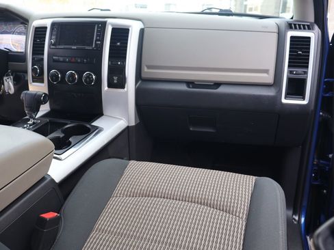 Used 2011 RAM 1500 Big Horn image 33