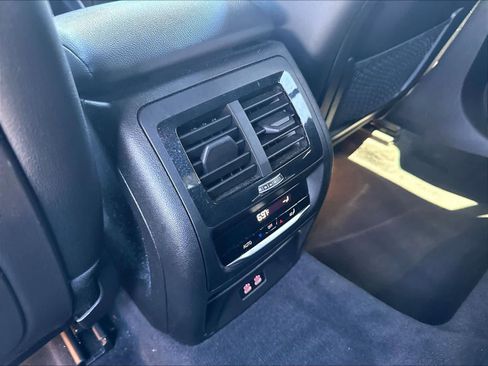 Used 2023 BMW X4 xDrive30i w/ Convenience Package AWD/4WD image 13