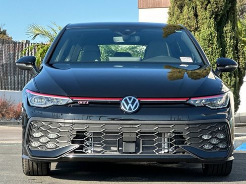 New 2025 Volkswagen GTI SE image 3