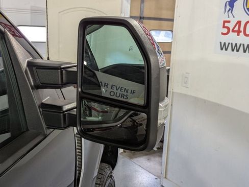 Used 2017 Ford F350 Lariat image 43