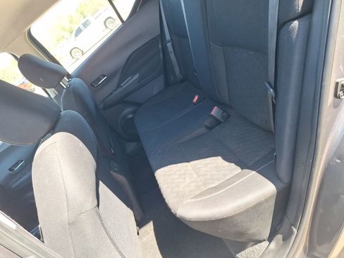 Used 2022 Nissan Kicks SV image 13