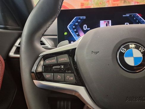 Used 2025 BMW 230i Coupe w/ Convenience Package RWD image 24